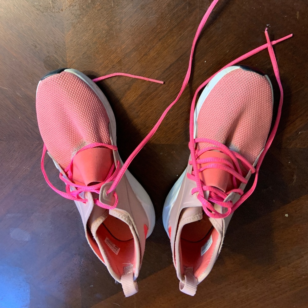 Reebok Pink Gym Shoes Size 9
